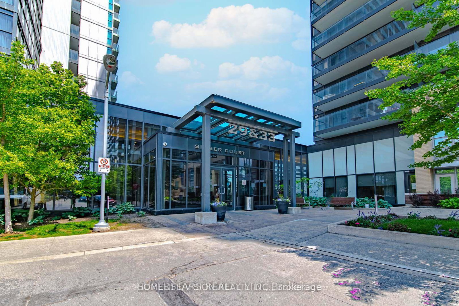 33-singer-court-north-york-ontario-c13410116