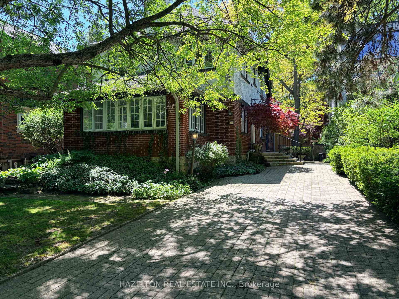 16-wells-hill-avenue-toronto-ontario-c13410136