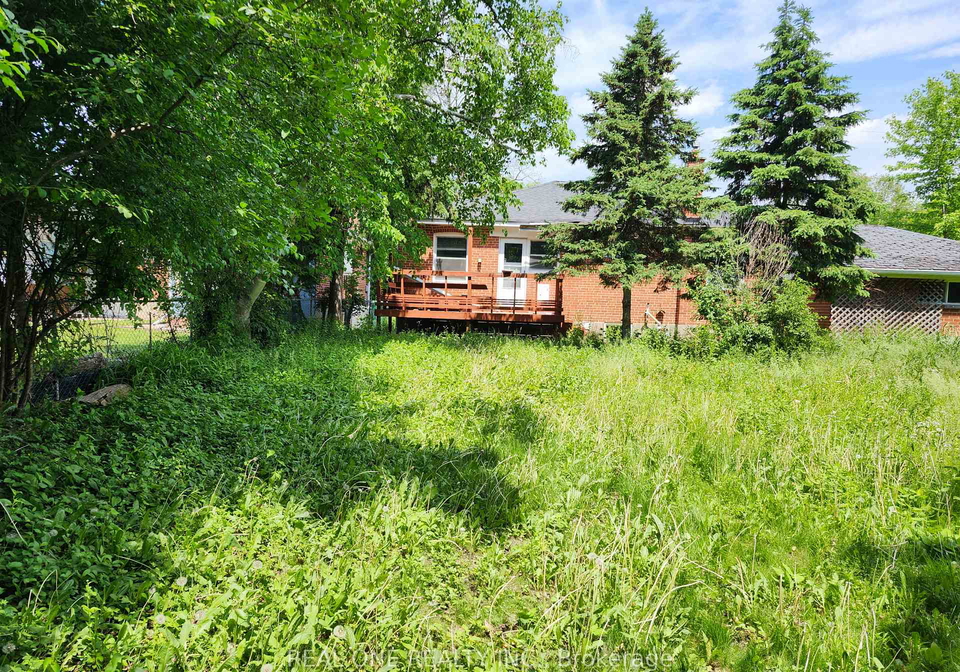 33-urbandale-avenue-north-york-ontario-c13410232
