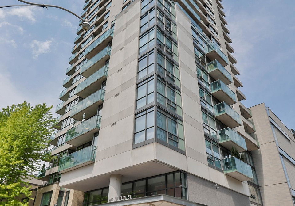 285-mutual-street-toronto-ontario-c13410342