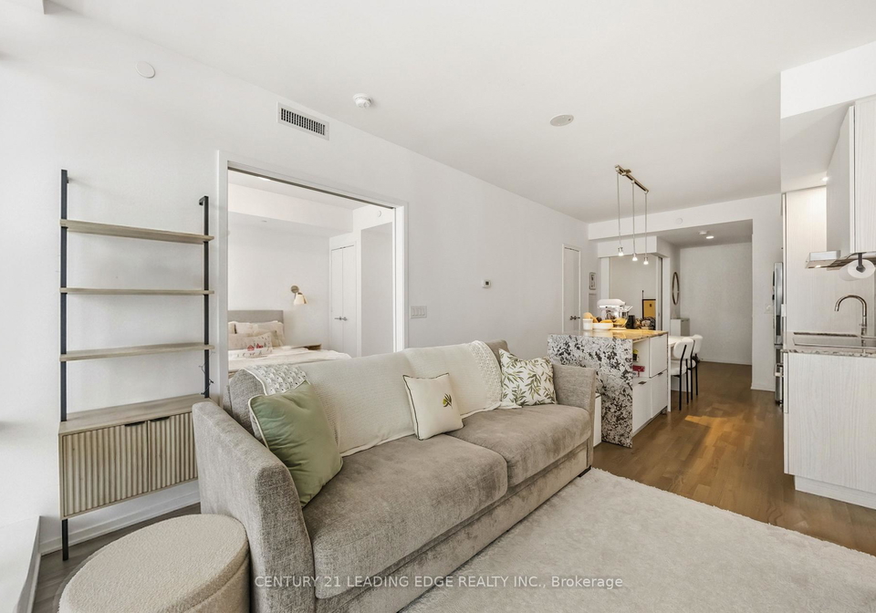 1-bloor-street-e-toronto-ontario-c13410416