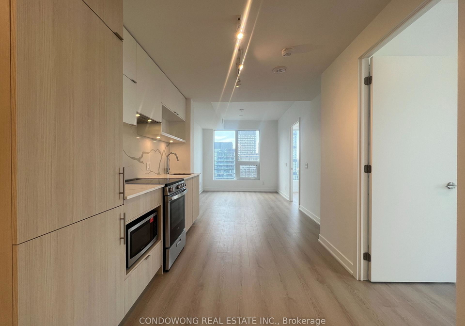 100-queen-street-e-toronto-ontario-c13410830