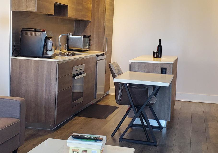 200-bloor-street-w-toronto-ontario-c13411000