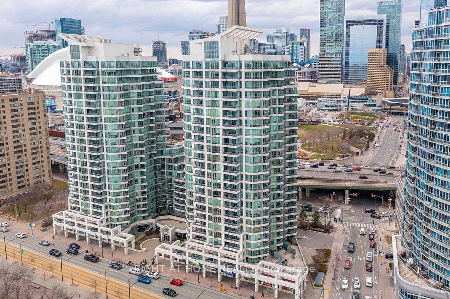 228-queens-quay-w-toronto-ontario-c13411010