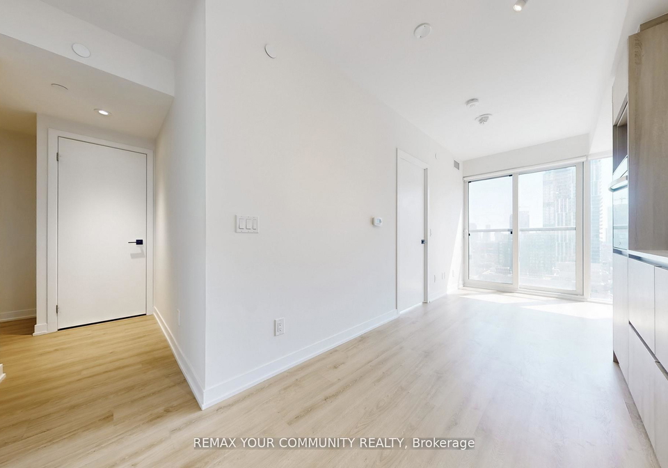 319-jarvis-street-e-toronto-ontario-c13411028