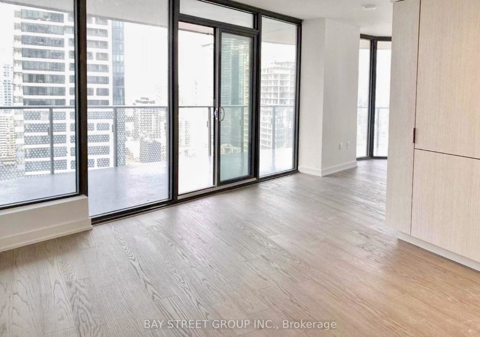 11-wellesley-street-toronto-ontario-c13411034