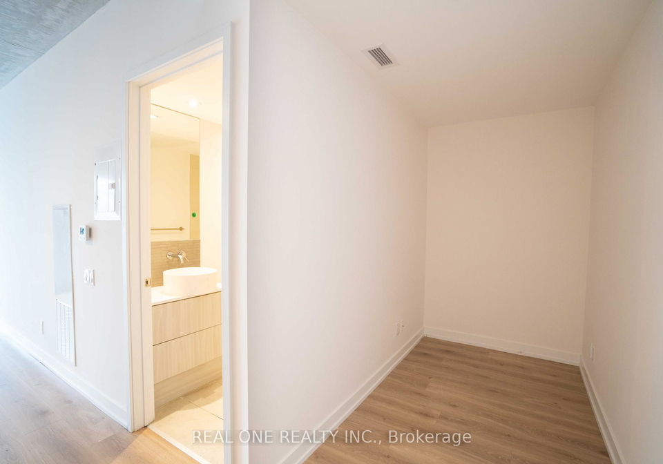 161-roehampton-avenue-toronto-ontario-c13411060