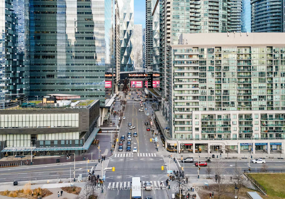 1-scott-street-toronto-ontario-c13411222