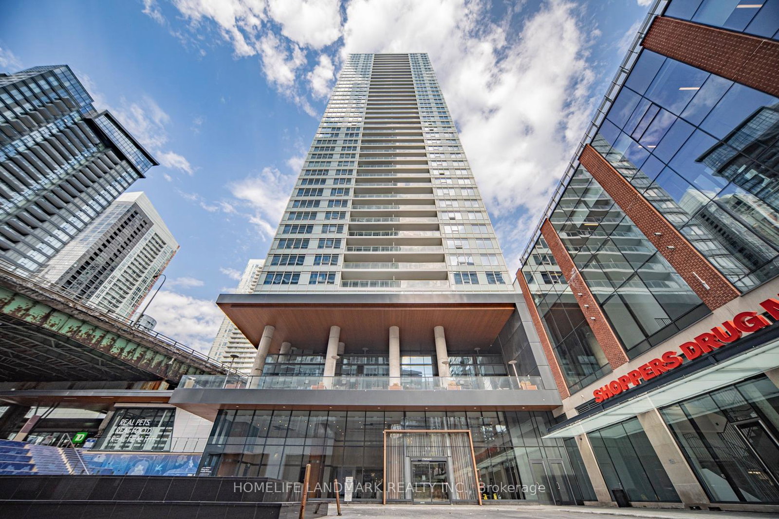 17-bathurst-avenue-toronto-ontario-c13411234