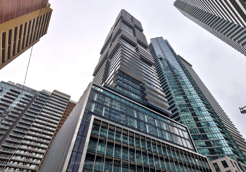 55-charles-street-e-toronto-ontario-c13411256