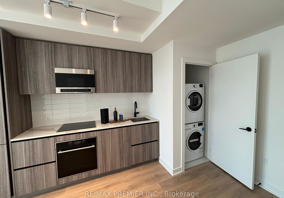 127-broadway-avenue-toronto-ontario-c13411390