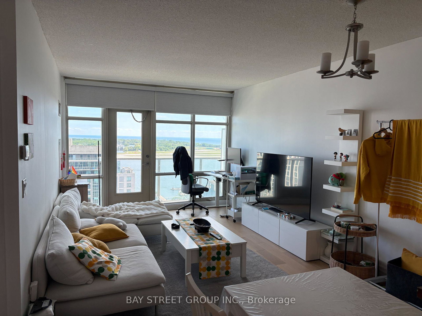 35-mariner-terrace-toronto-ontario-c13411440