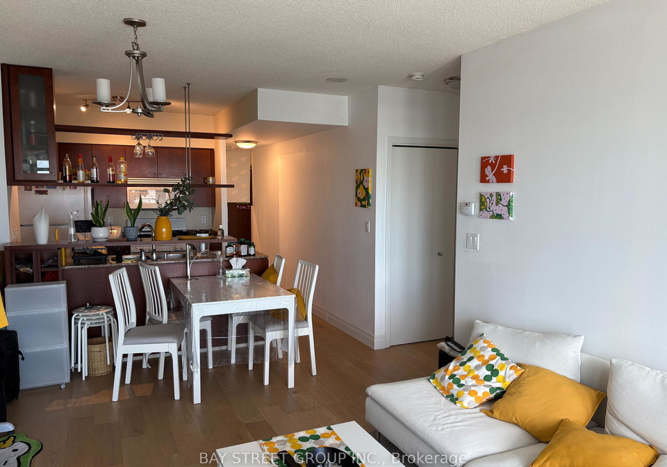 35-mariner-terrace-toronto-ontario-c13411440