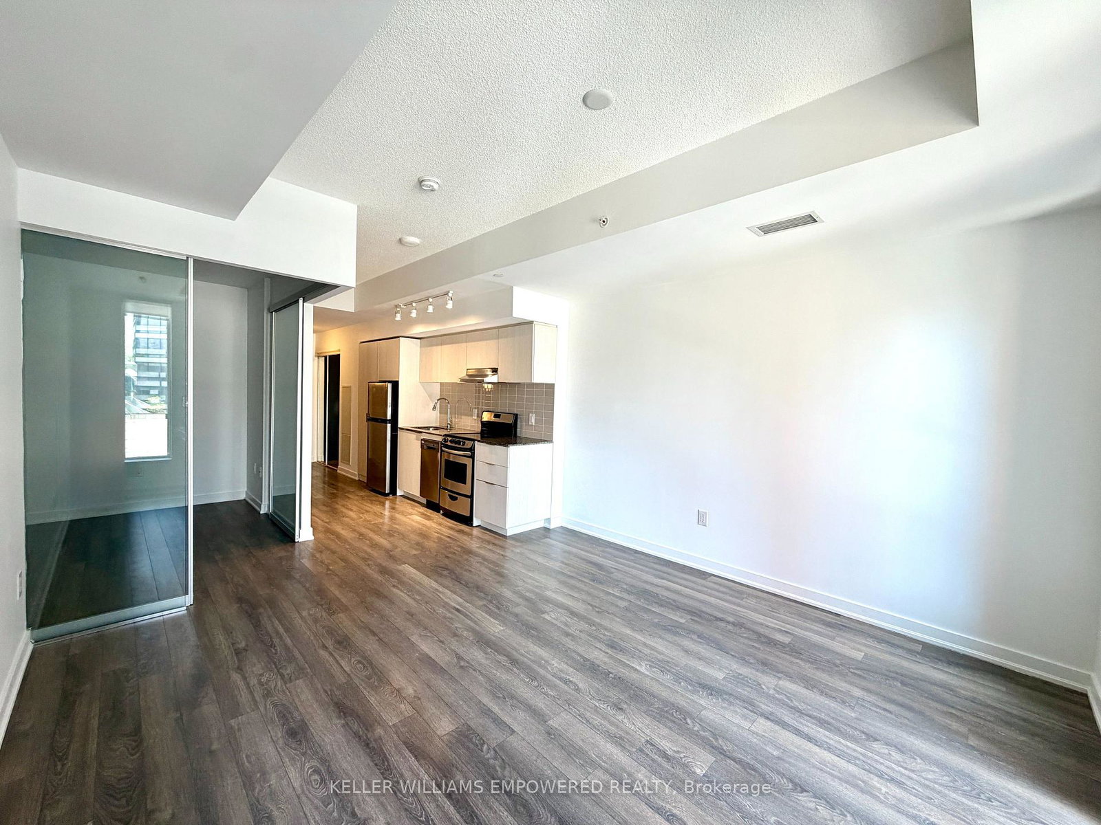 31-phipps-street-toronto-ontario-c13411744