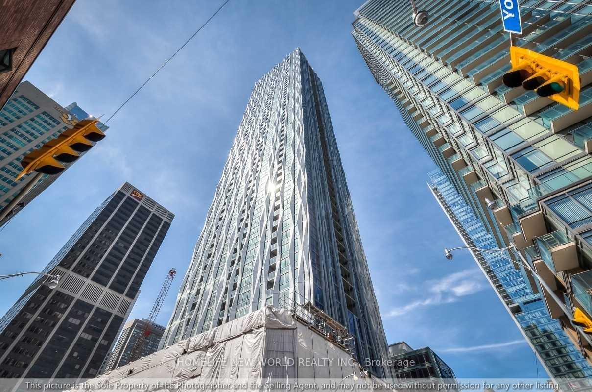 1-yorkville-avenue-toronto-ontario-c13411748