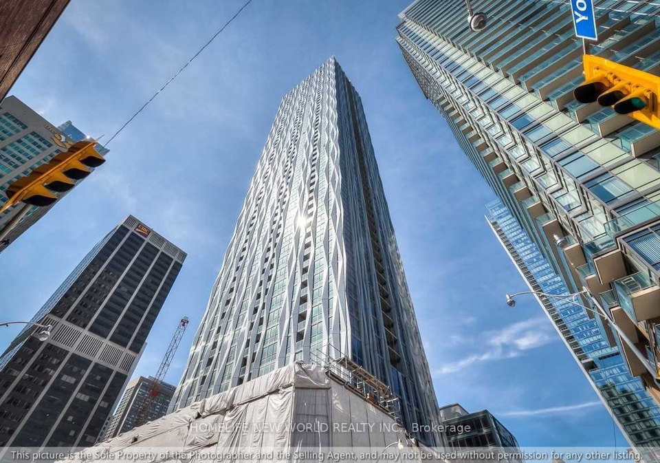 1-yorkville-avenue-toronto-ontario-c13411748