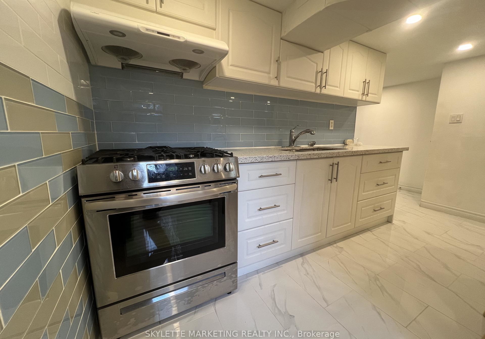 548-dufferin-street-toronto-ontario-c13411750