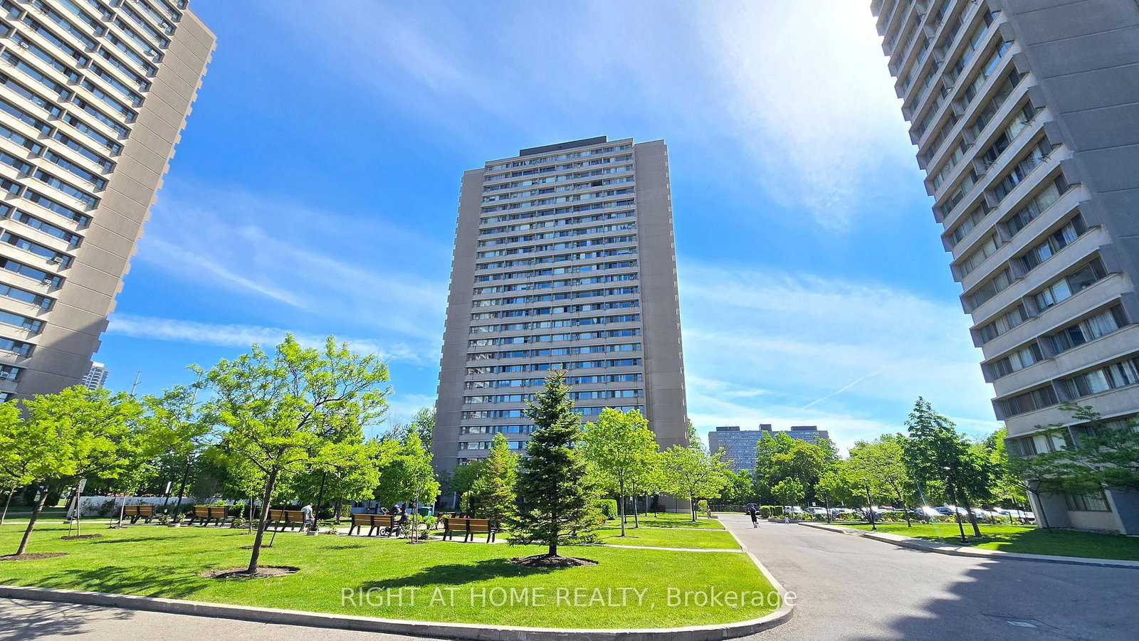 725-don-mills-road-east-york-ontario-c13411754