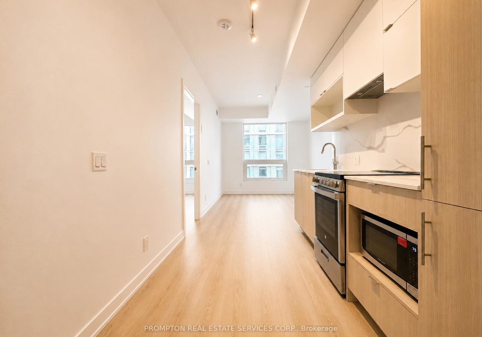 100-queen-street-e-toronto-ontario-c13411772