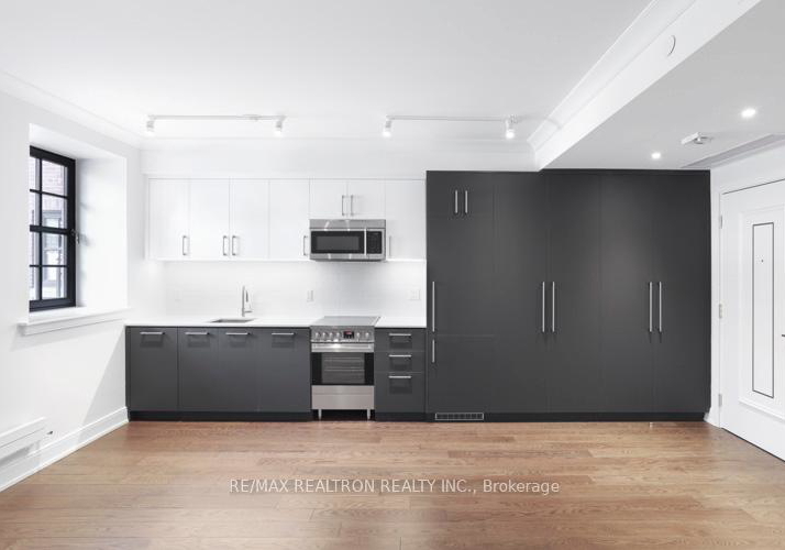 2-clarendon-avenue-toronto-ontario-c13411824