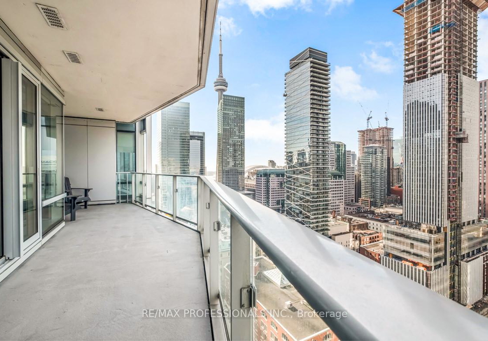 180-university-avenue-toronto-ontario-c13412054