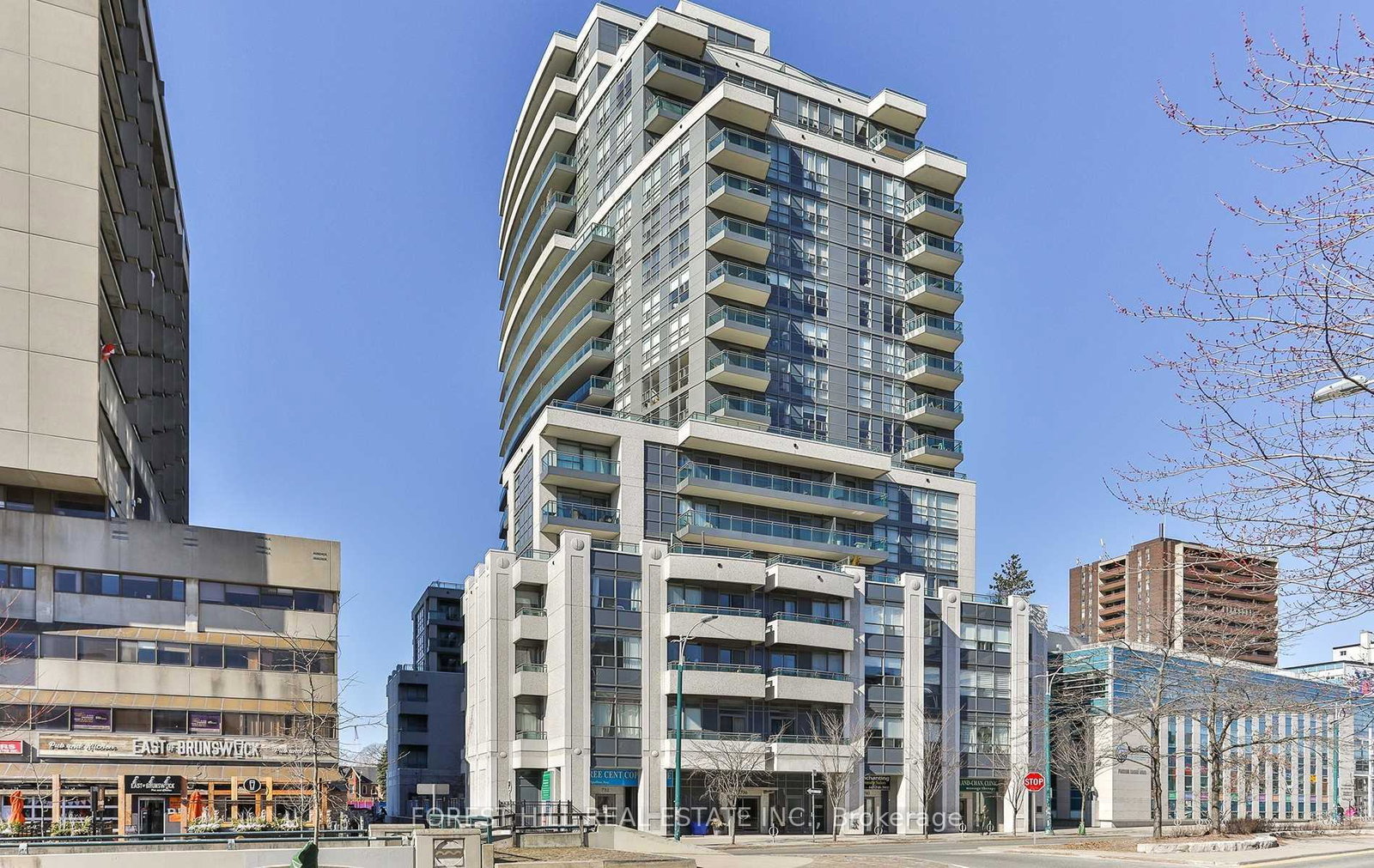 736-spadina-avenue-toronto-ontario-c13412068