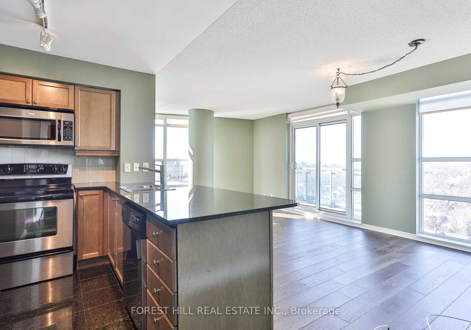 736-spadina-avenue-toronto-ontario-c13412068