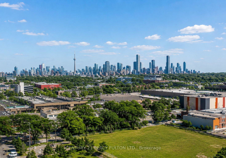 35-brian-peck-crescent-east-york-ontario-c13412072