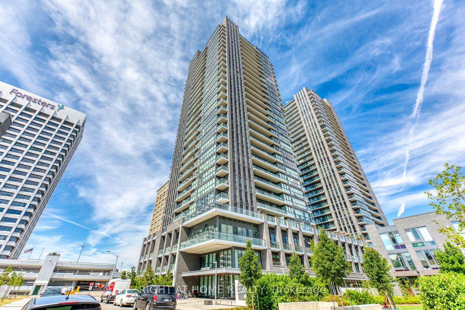 2-sonic-way-east-york-ontario-c13412094