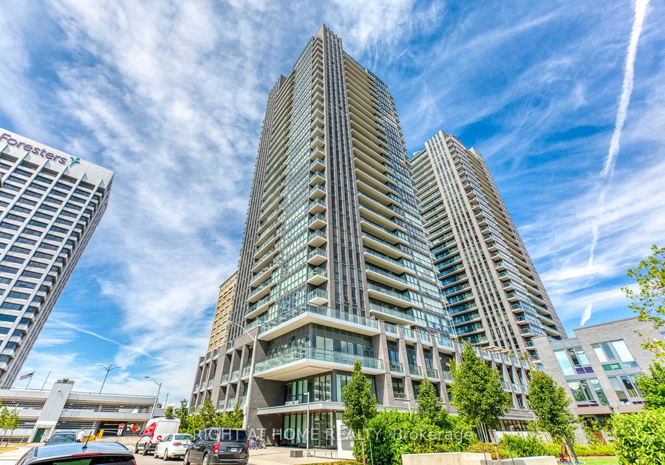 2-sonic-way-east-york-ontario-c13412094