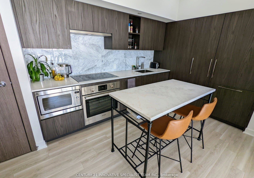 17-bathurst-street-toronto-ontario-c13412318