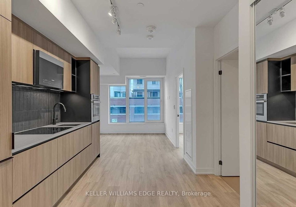 2-augusta-avenue-toronto-ontario-c13412934