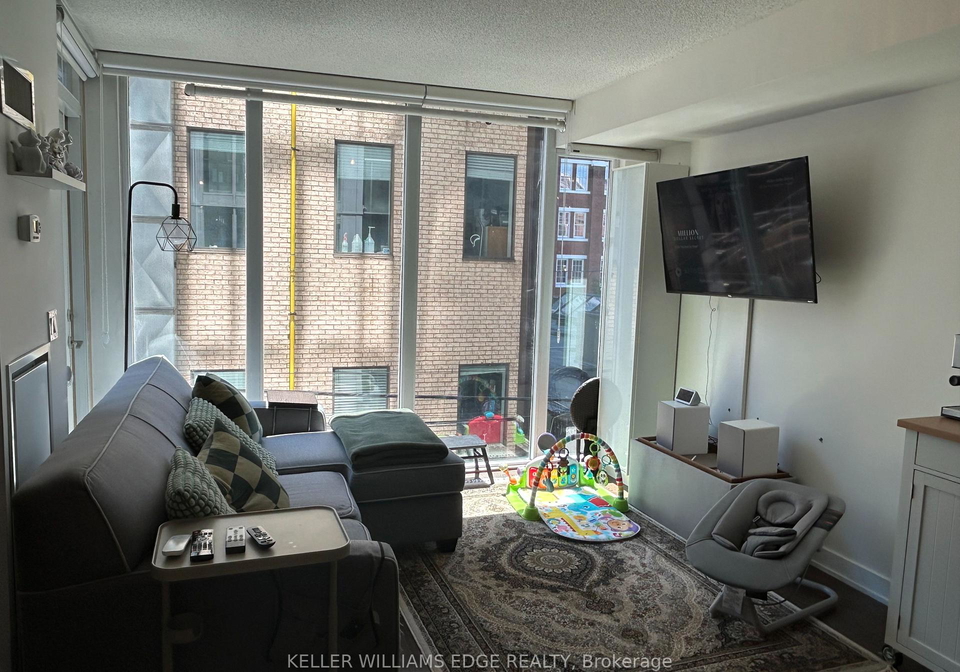 21-nelson-street-toronto-ontario-c13412954