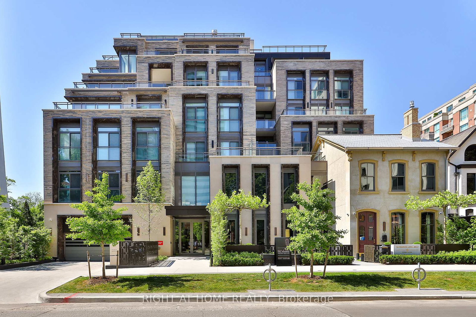 10-prince-arthur-avenue-toronto-ontario-c13413060