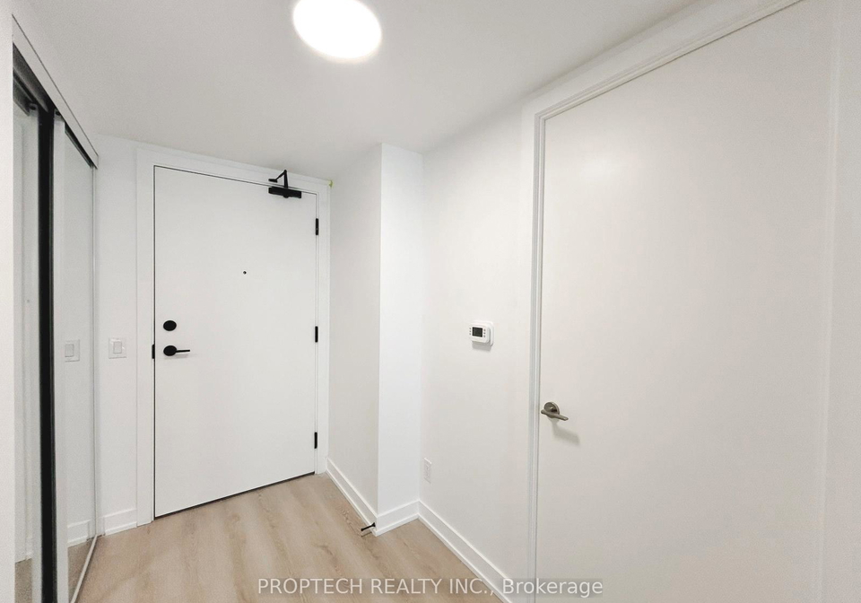100-queen-street-e-toronto-ontario-c13413206