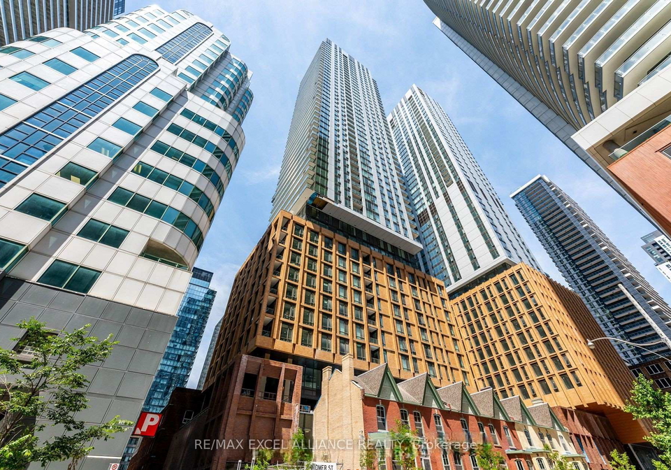 8-widmer-street-toronto-ontario-c13413356