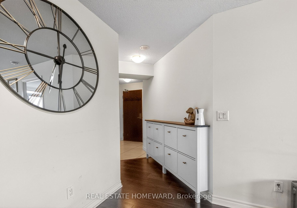 25-lower-simcoe-street-toronto-ontario-c13413400