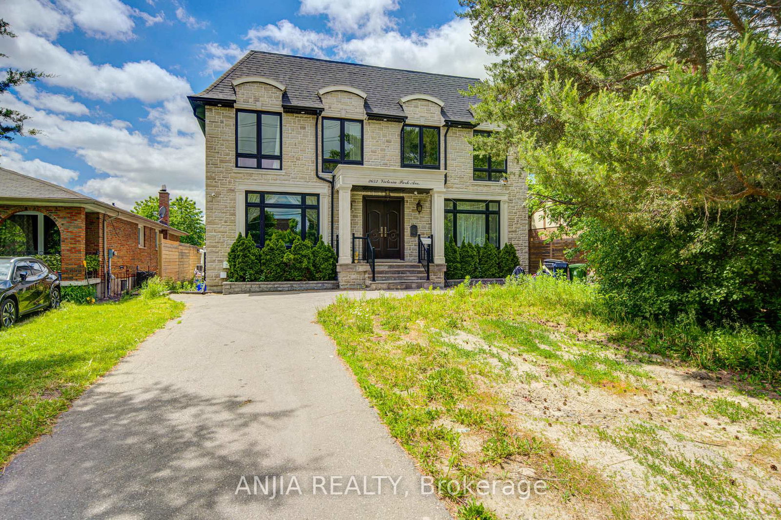 2652-victoria-park-avenue-north-york-ontario-c13413678