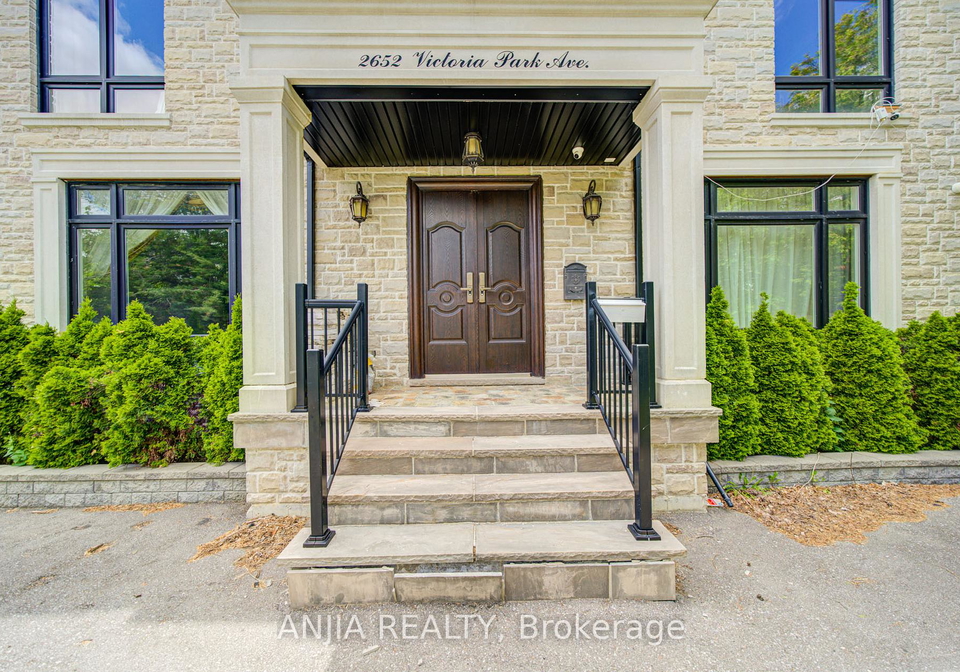 2652-victoria-park-avenue-north-york-ontario-c13413678