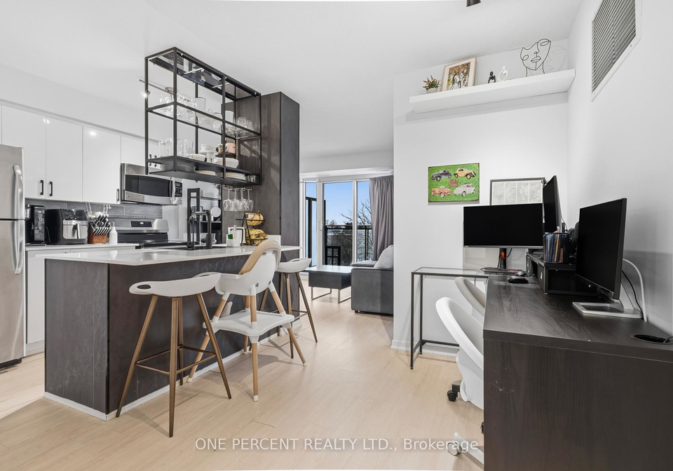 801-sheppard-avenue-w-toronto-ontario-c13413686