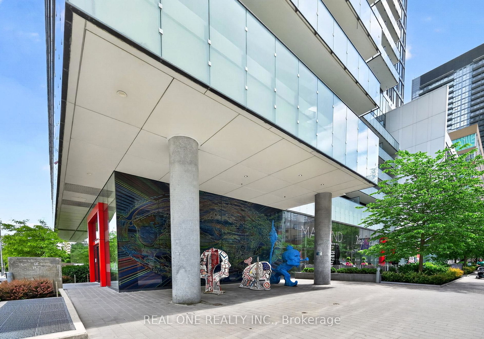 185-roehampton-avenue-toronto-ontario-c13413972