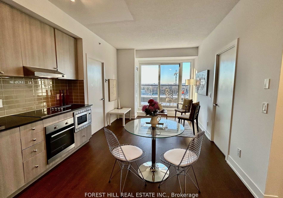 7-kenaston-garden-north-york-ontario-c13414032