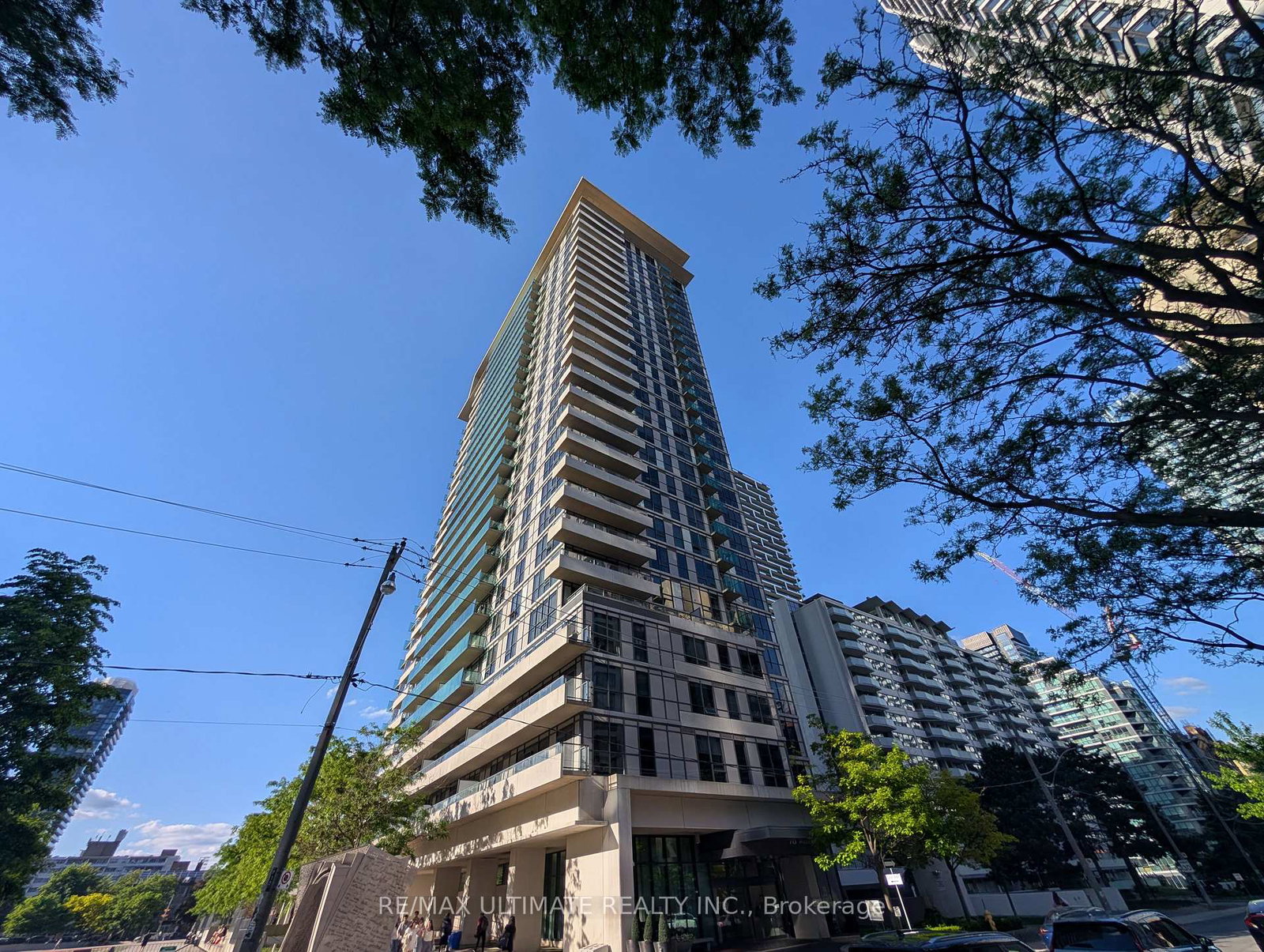 70-roehampron-avenue-toronto-ontario-c13414350