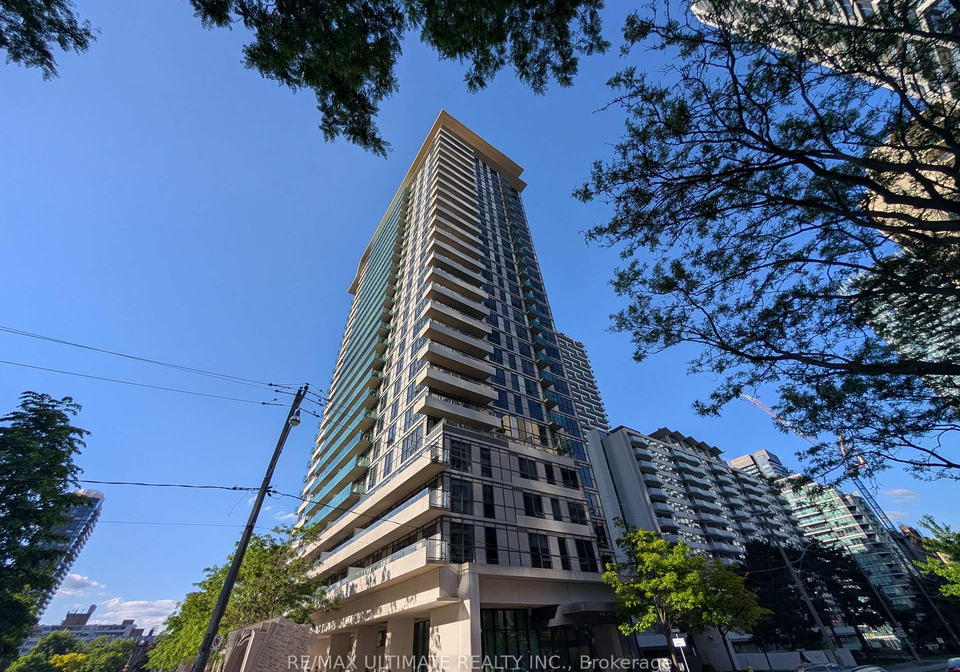 70-roehampron-avenue-toronto-ontario-c13414350