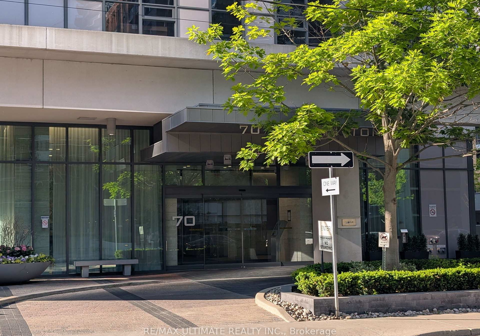 70-roehampron-avenue-toronto-ontario-c13414350
