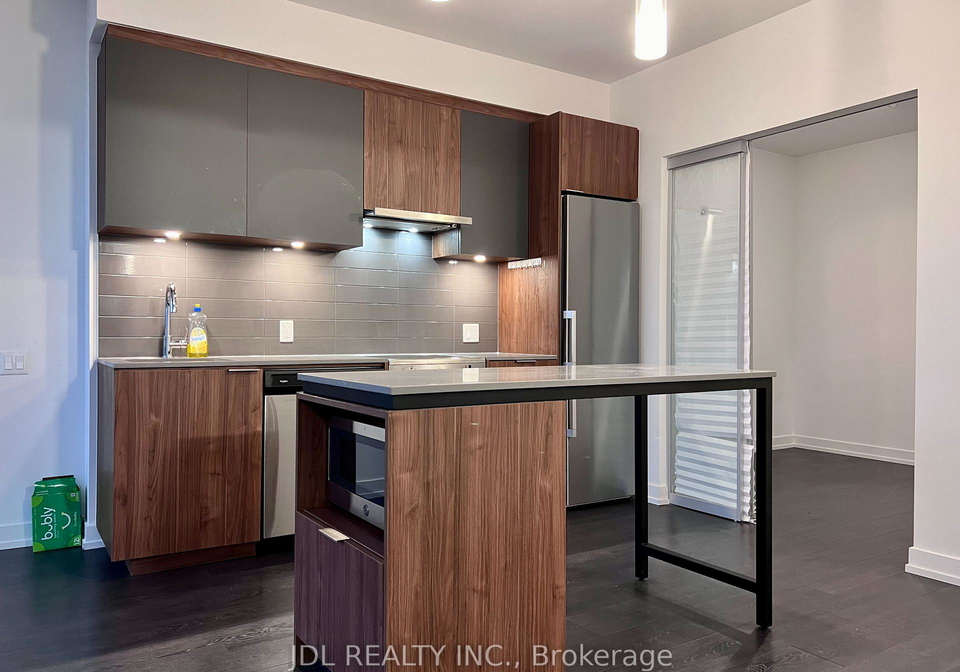 203-college-street-toronto-ontario-c13414496