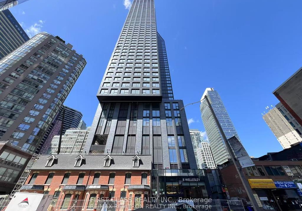 8-wellesley-street-w-toronto-ontario-c13414502