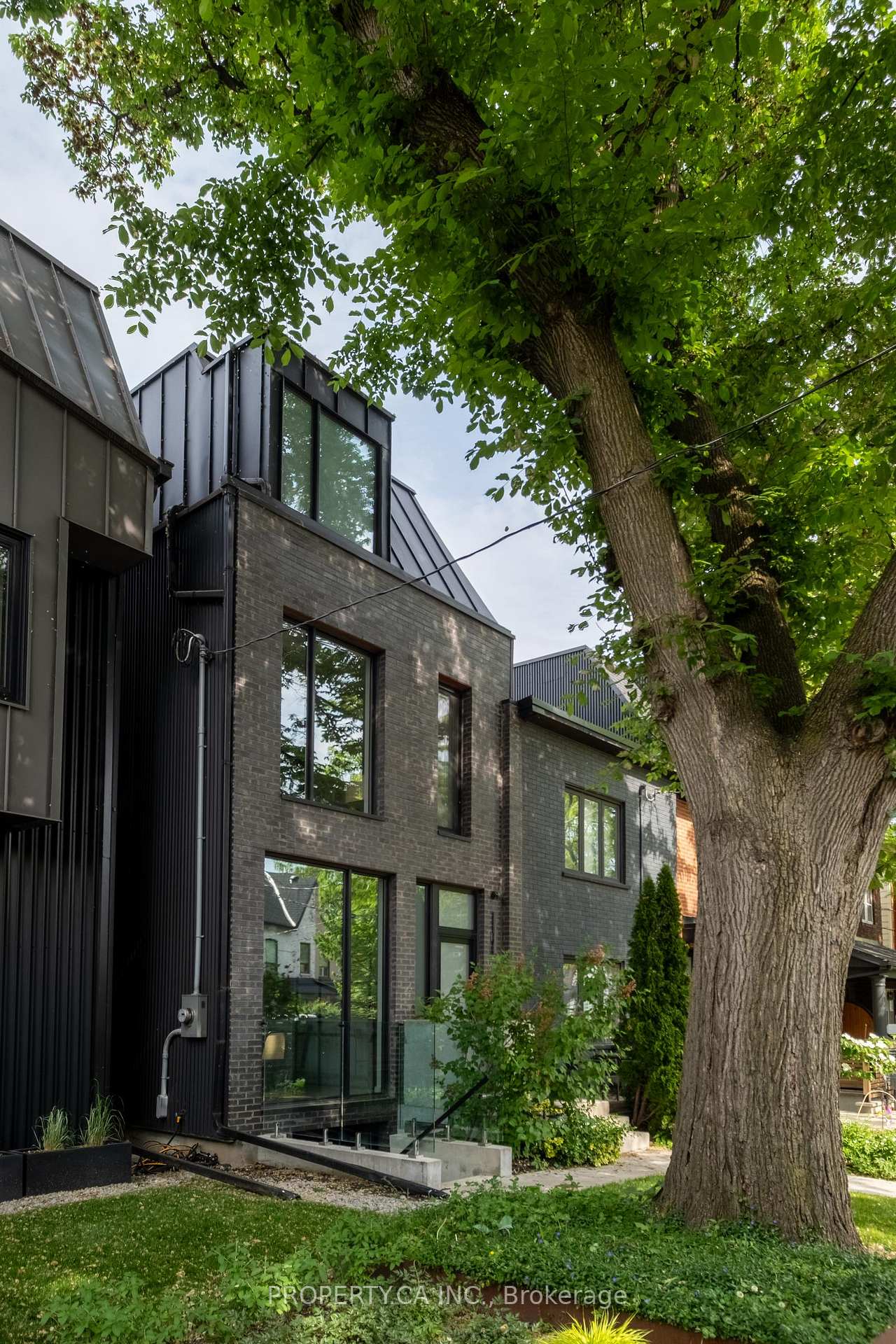165-lisgar-street-toronto-ontario-c13414630