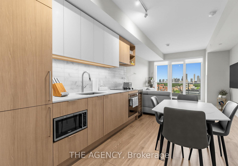 2020-bathurst-street-toronto-ontario-c13415042