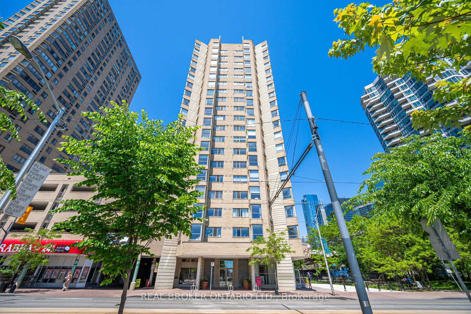 250-queens-quay-w-toronto-ontario-c13415058